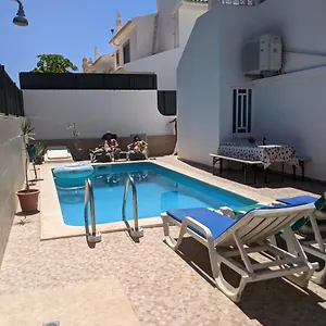Dolphin House Faro